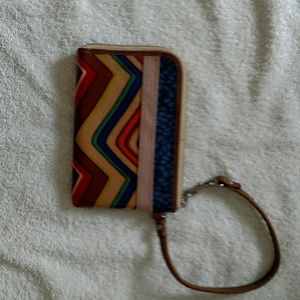 Fossil wristlet